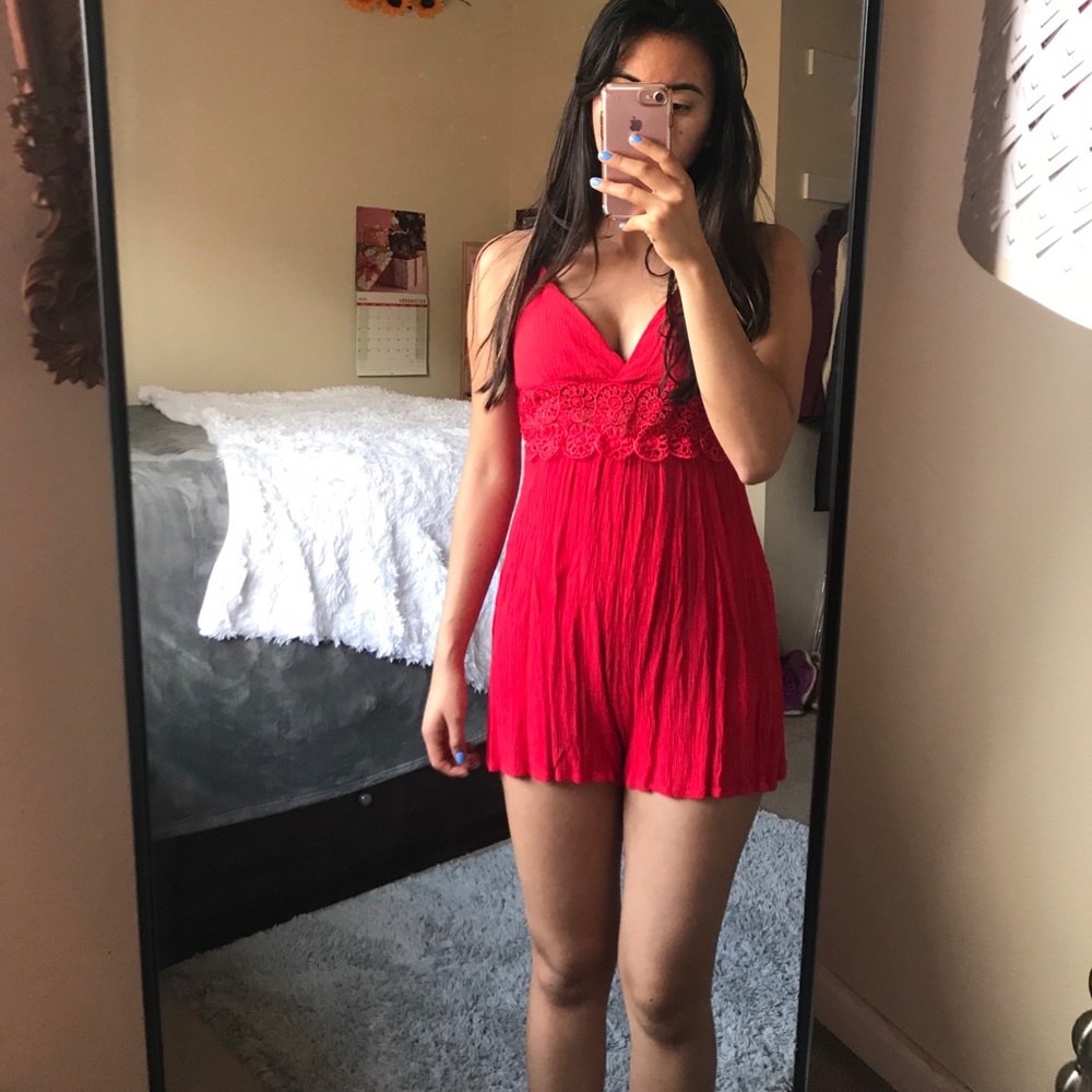 Love tree red romper🌼